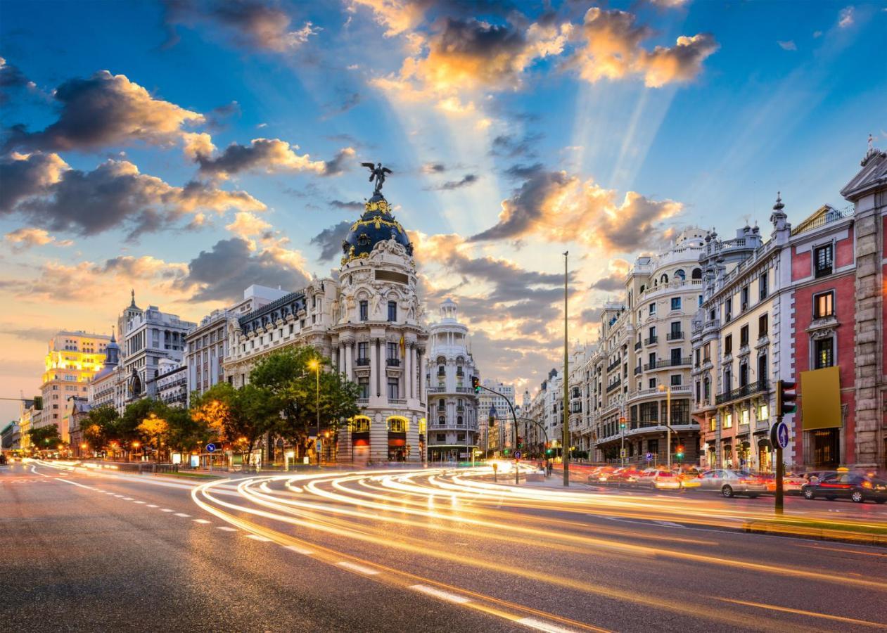 Bookingham ★Apartaments & Suites Madrid Exterior photo
